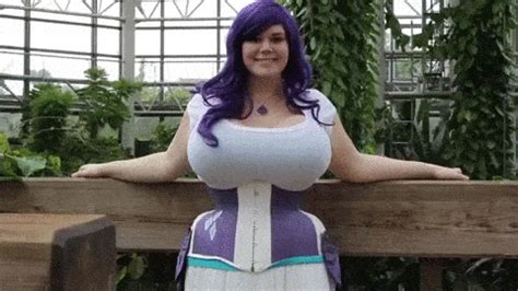 saggy tits gif|Saggy Tits Gif Porn Videos